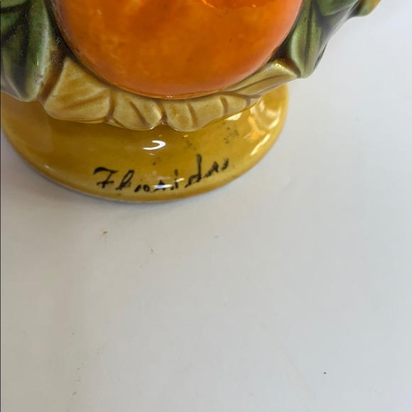 D Exclusive | Burnt Orange Floral & Fruit Painted Ceramic Mug | Vintage Pour Cup - Picture 6 of 9